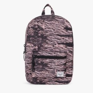 NWT HERSCHEL BACKPACK